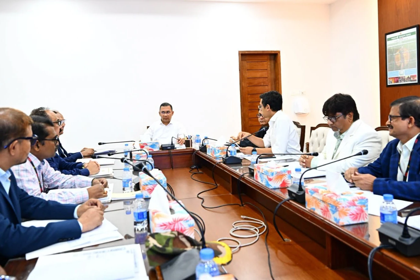 বন্ধ শিল্পকারখানা চালুর প্রক্রিয়া এ বছরের মধ্যে শেষ করতে প্রধানমন্ত্রীর নির্দেশ